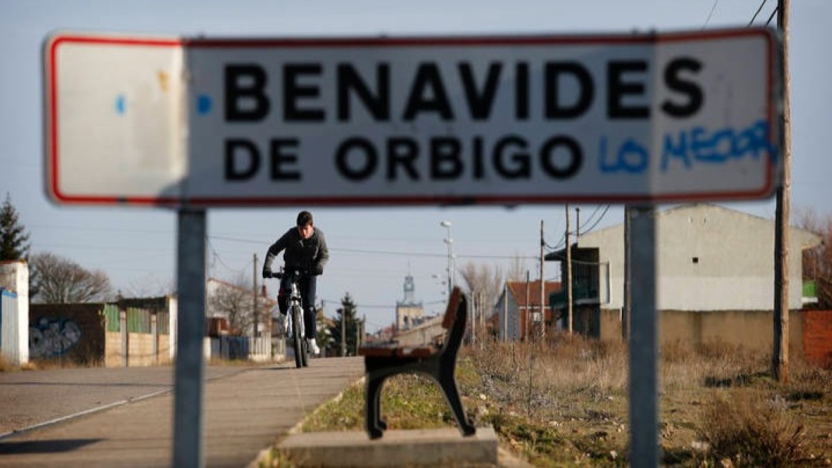 El accidente mortal se ha registrado en el término municipal de Benavides de Órbigo. DL