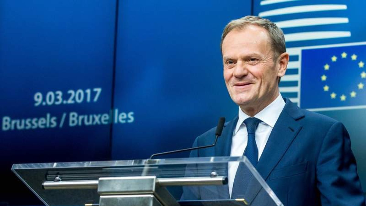 El presidente del CE, Donald Tusk, durante la rueda de prensa que ofreció ayer. STEPHANIE LECOCQ