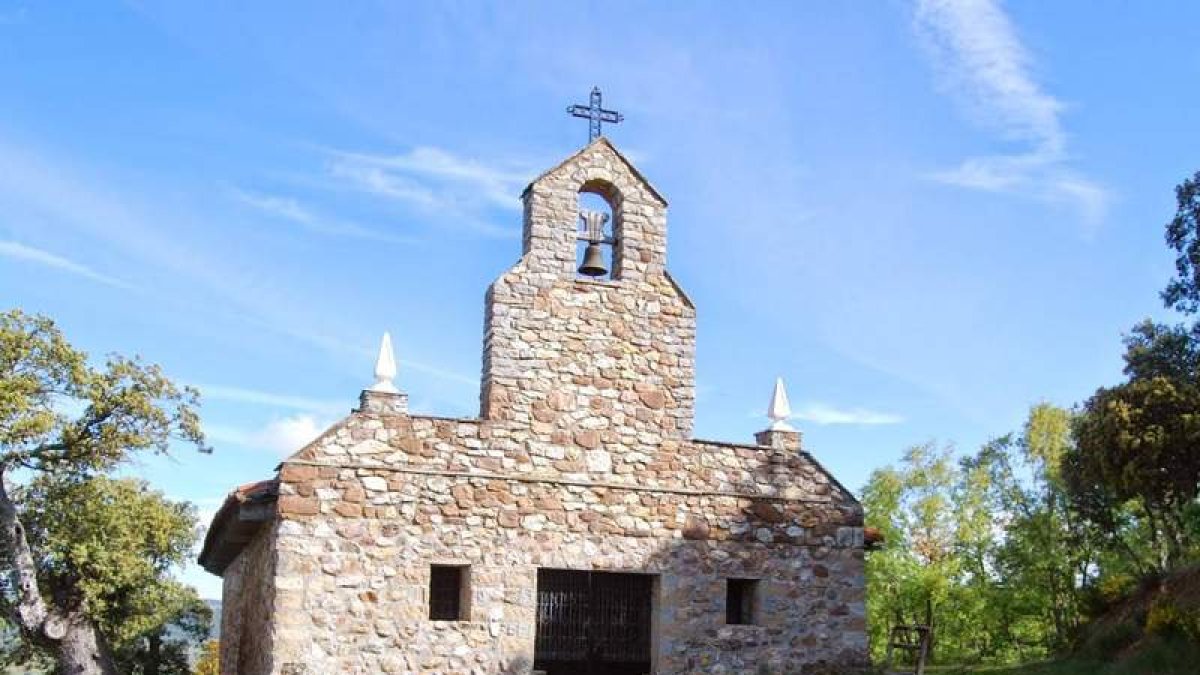 La ermita de Santa Ana es otro de los recursos turísticos del municipio. DL