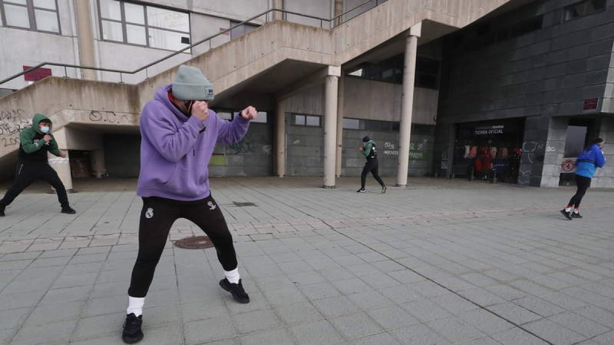 Un momento del entrenamiento en la calle. RAMIRO