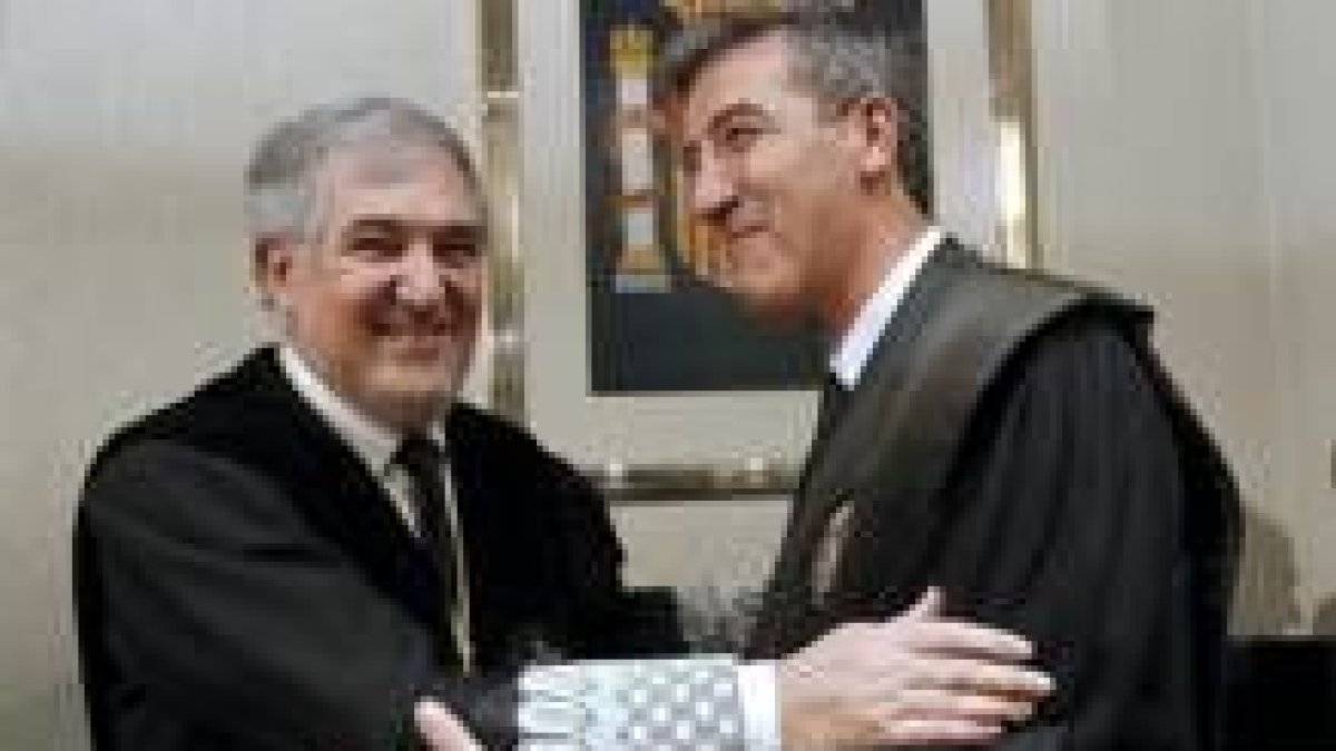 El fiscal general Conde-Pumpido acudió a la toma de posesión del nuevo fiscal provincial de Madrid