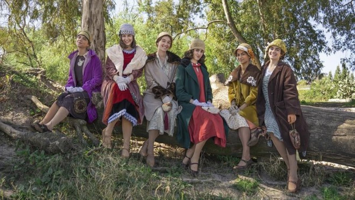 Las protagonistas de La otra mirada, en un descanso del rodaje.