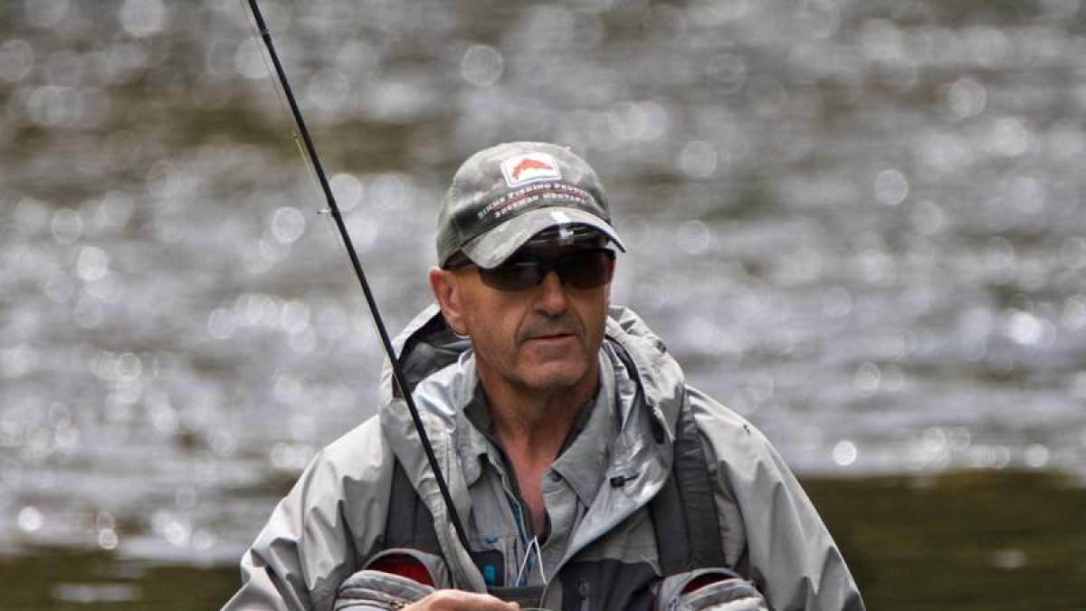 Pablo Castro Pinos en su participación en el Nacional de pesca en lago de Bellpuig donde se alzó con el título de campeón. IVÁN PEDROCHE