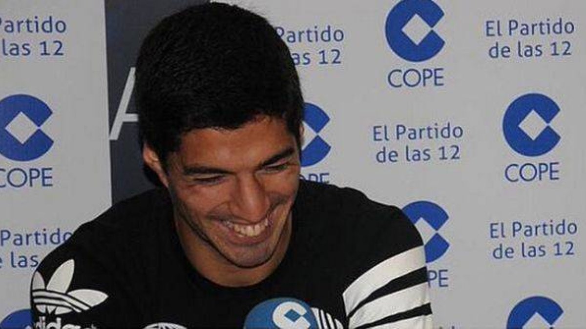 Suárez, durante la entrevista en los estudios de la Cadena Cope.