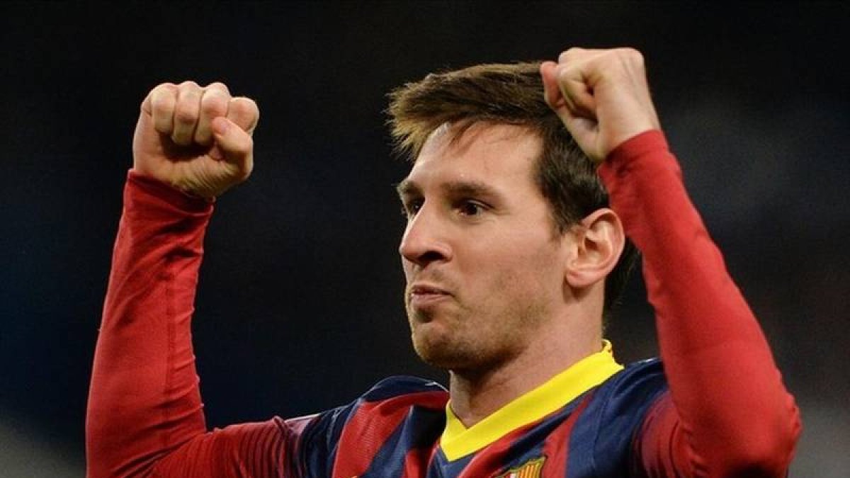 Messi celebra el primer gol del Barça, marcado por el argentino de penalti.