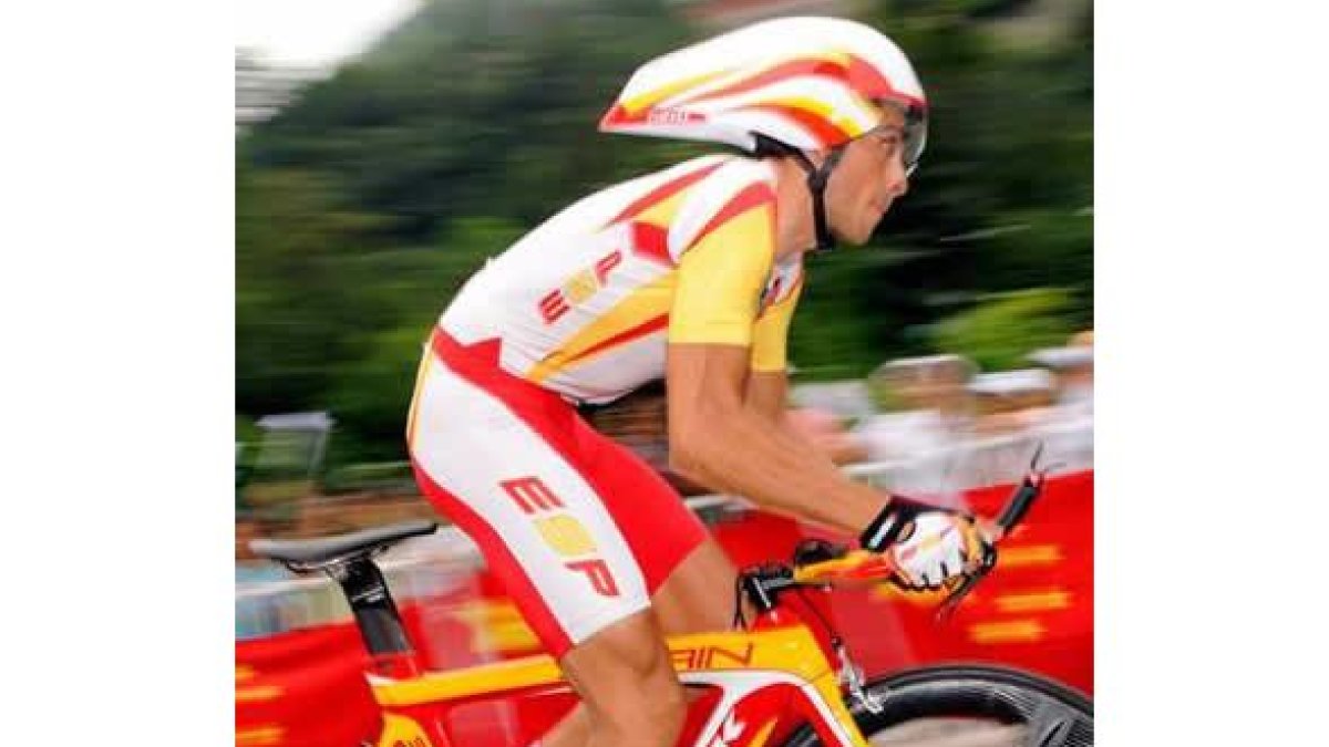 Contador tendrá que cambiar la tradicional «cabra» por una bicicleta de montaña.