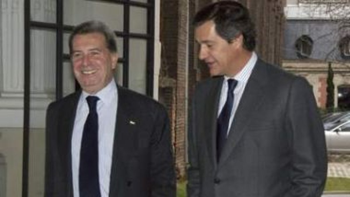 El consejero delegado de Enel, Fulvio Conti, y el presidente de Acciona, José Manuel Entrecanales