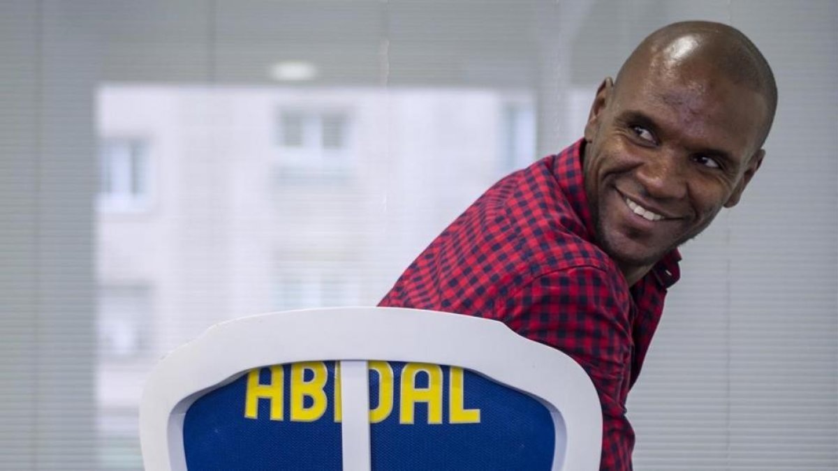 Enric Abidal, retratado para la portada del suplemento Más Deporte, en enero del 2015.