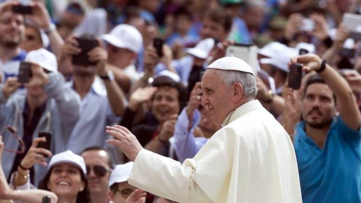 El Papa Francisco este miércoles en su última audiencia general antes de su retiro estival.