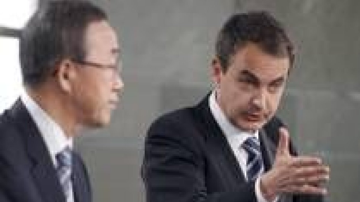 Zapatero, en la rueda de prensa junto al secretario general de Naciones Unidas, Ban Ki Moon