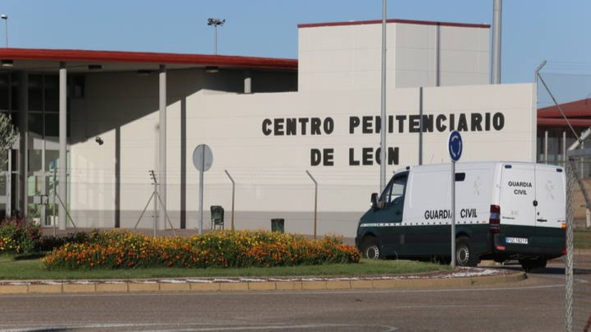 Centro Penitenciario de Leon. MARCIANO PÉREZ