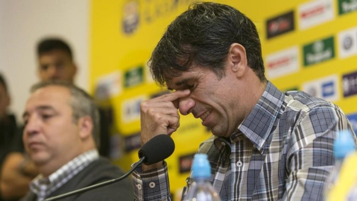 Juan Carlos Valerón anuncia la retirada y se emociona.