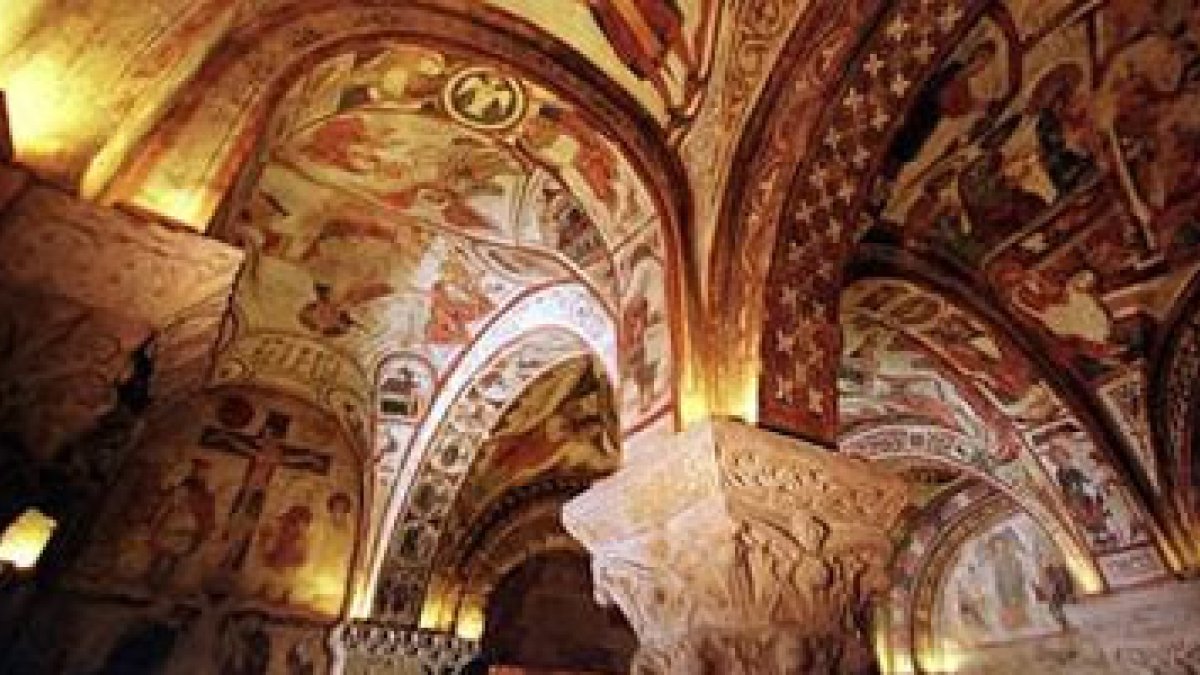 Los frescos del Panteón Real son los protagonistas del documental «La dama del pórtico»