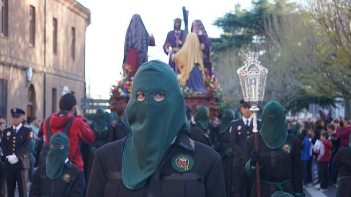 Imagen de una procesión de María del Dulce Nombre, en fotografía de archivo. J. NOTARIO