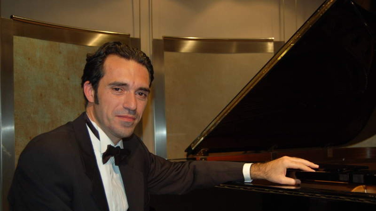 El pianista italiano Marco Grieco clausura hoy el curso musical de Eutherpe.