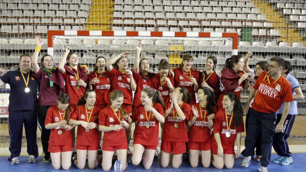 Las cadetes del Cleba ya se proclamaron el año pasado campeonas de España en León.