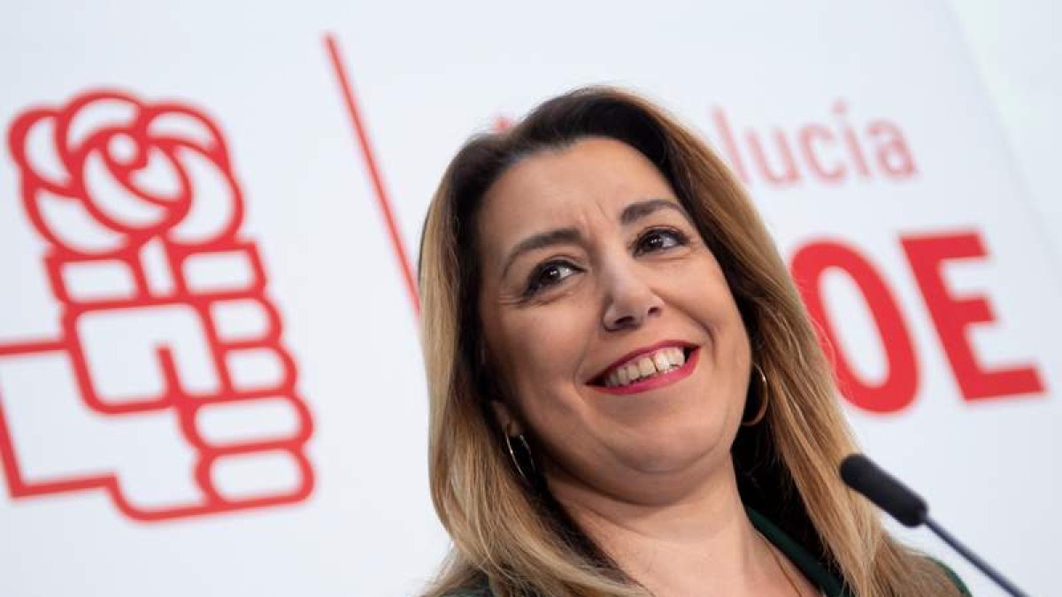 Susana Díaz anunció que se quedará al frente del partido para liderar la oposición. RAÚL CARO