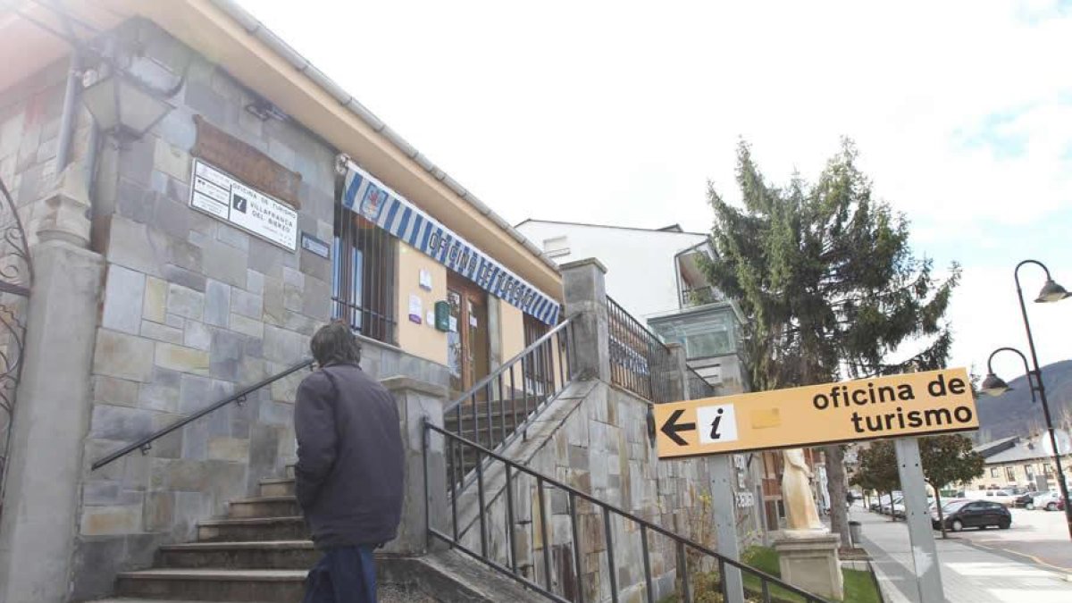 Oficina de turismo en Villafranca del Bierzo.