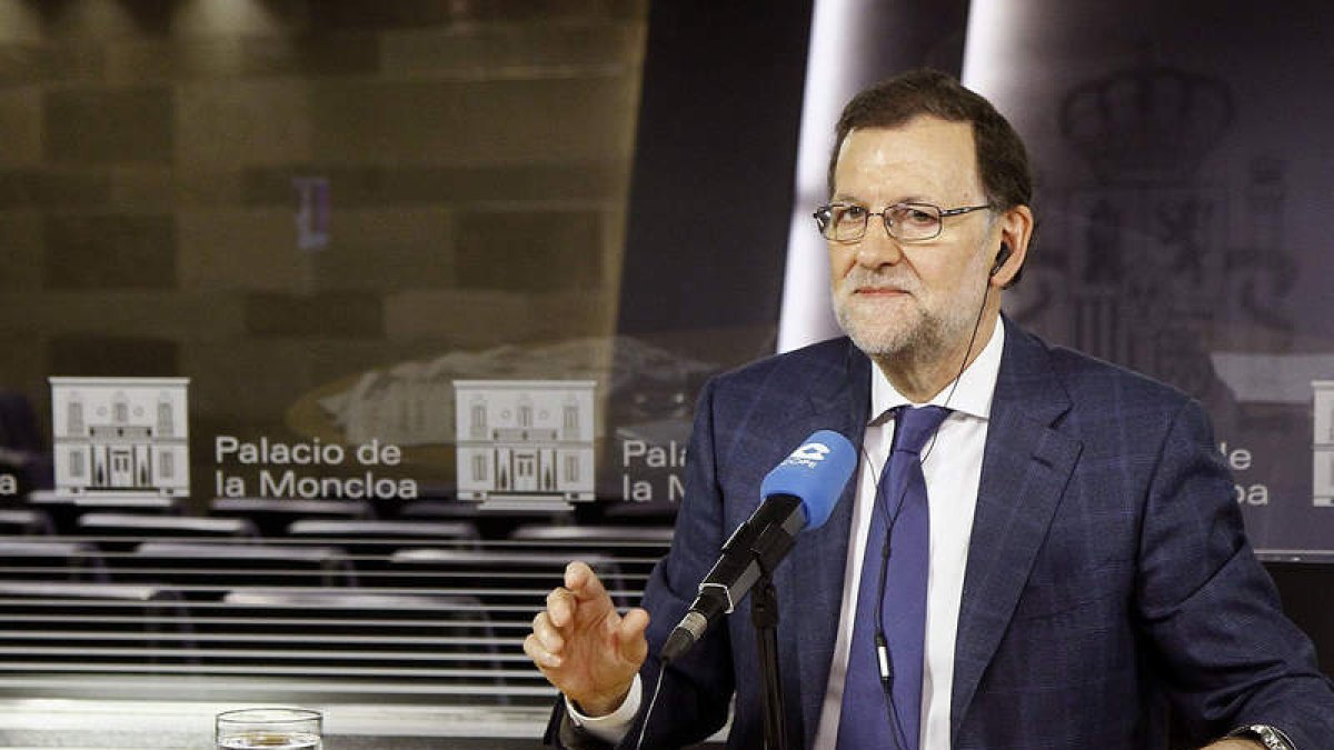 Rajoy, en un momento de la entrevista concedida ayer.