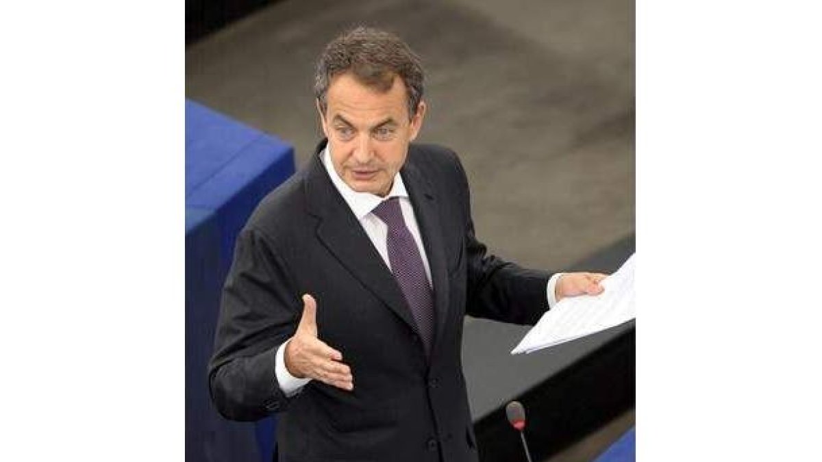 Zapatero habla ante el Parlamento Europeo.