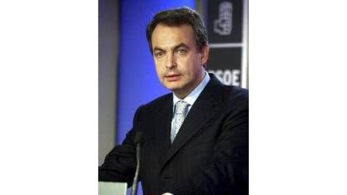 Rodríguez Zapatero, ayer, durante su declaración pública