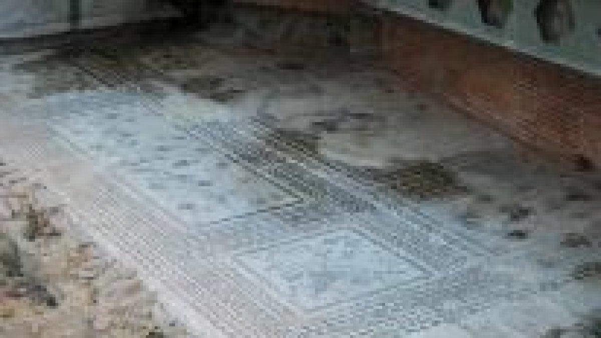 Los restos romanos, como el mosaico de Astorga de la imagen, son parte fundamental del proyecto