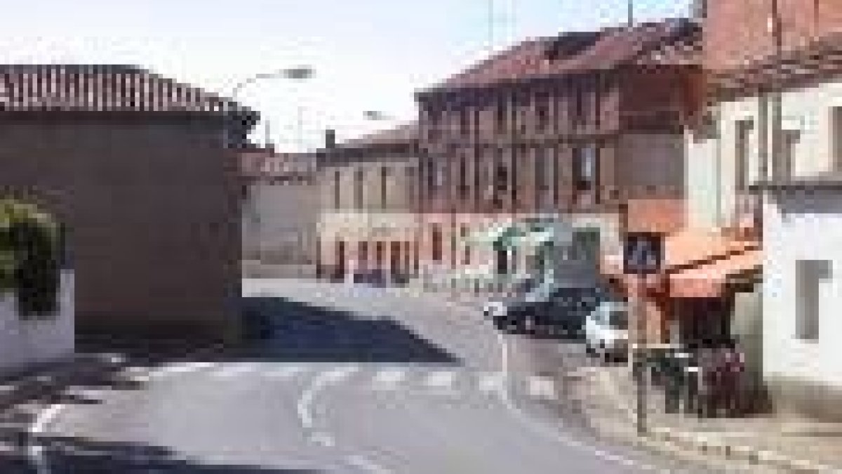 El pueblo de Ferral tendrá nuevas aceras el próximo año a su paso por la carretera que va a Carrizo