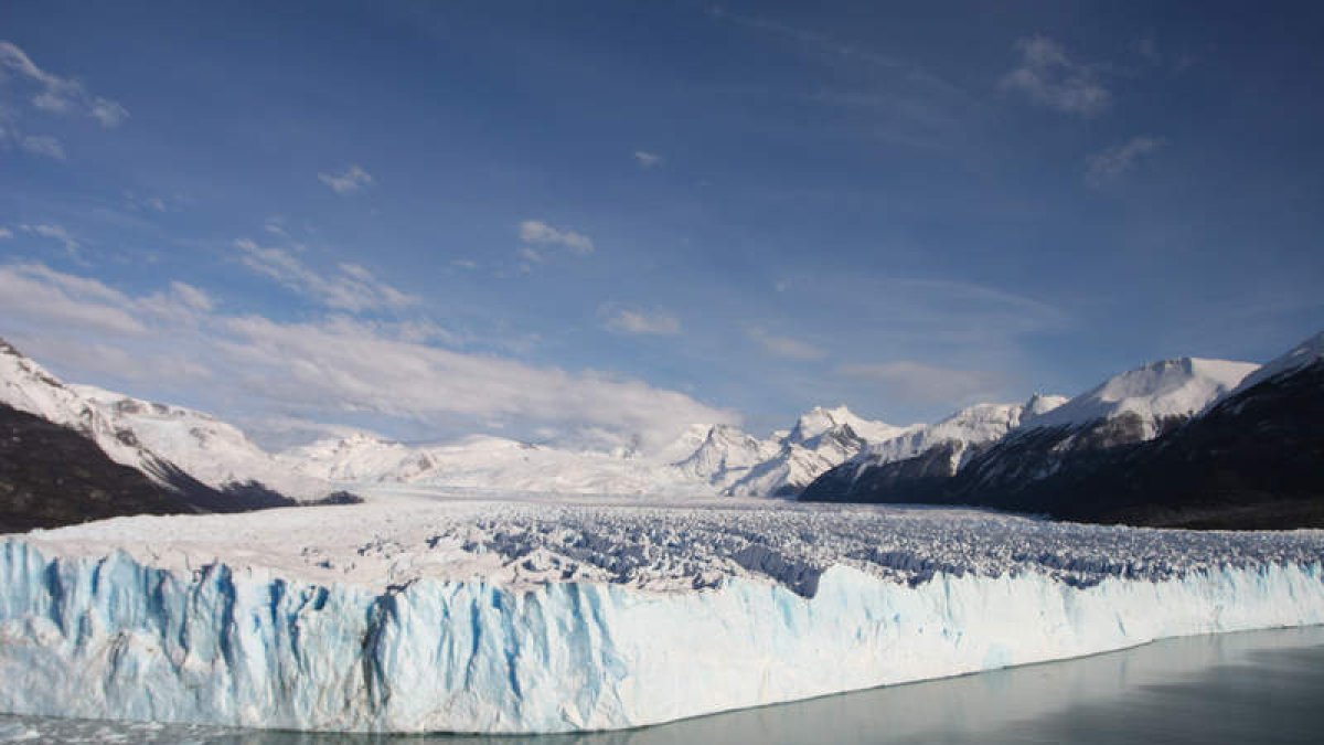 Greepeace llama la atención sobre el peligro que corren estos paisajes de hielo. MINISTERIO DE AMBIENTE ARGENTINO