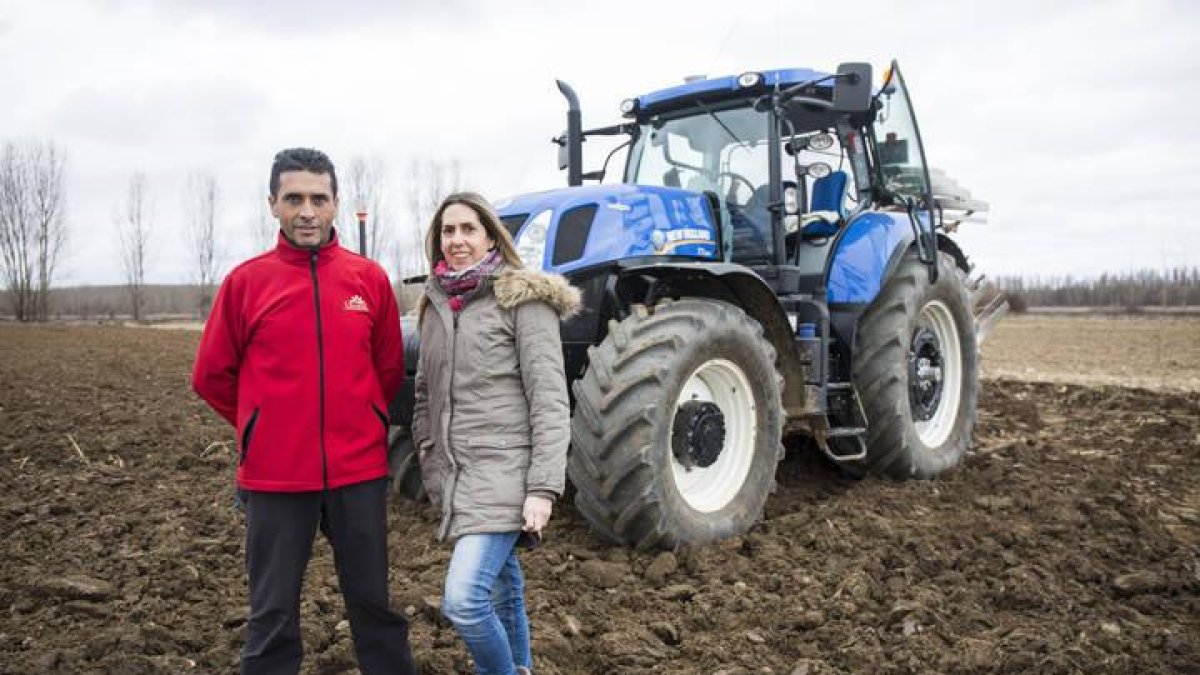 Dos jóvenes empresarios agrícolas de León