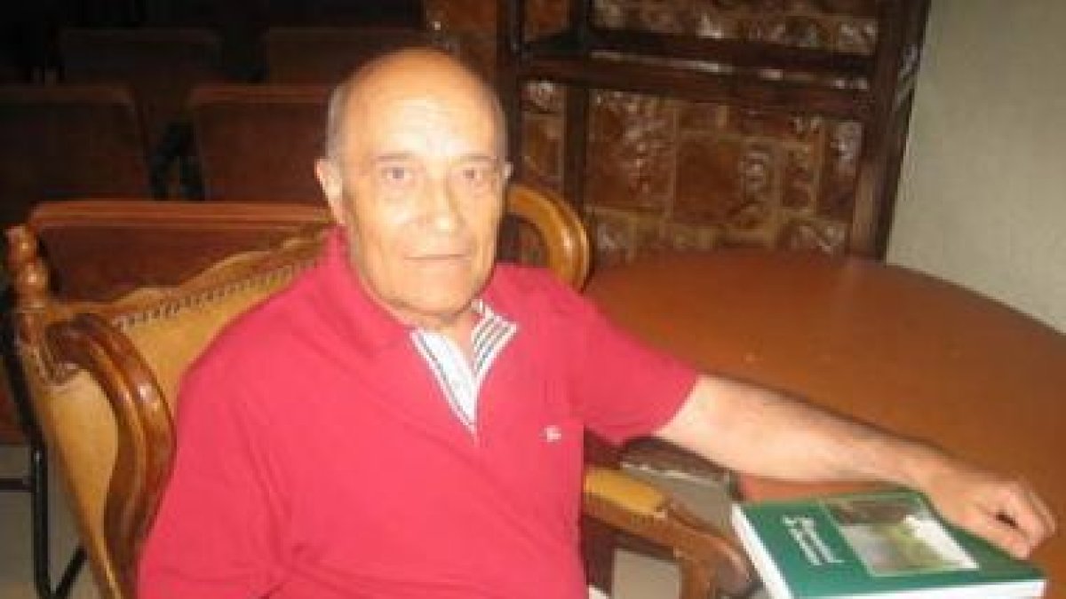 Domingo González López, autor de «Aromas de lealtad».
