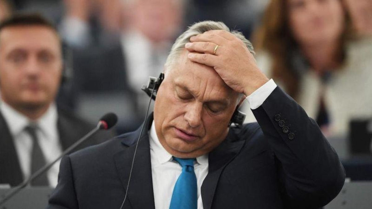 El primer ministro de Hungría, Viktor Orban, durante su intervención frenta a la Eurocámara este martes.