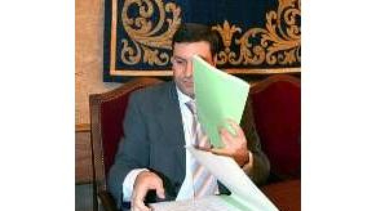 Fernández Carriedo, durante la comparecencia en la comisión