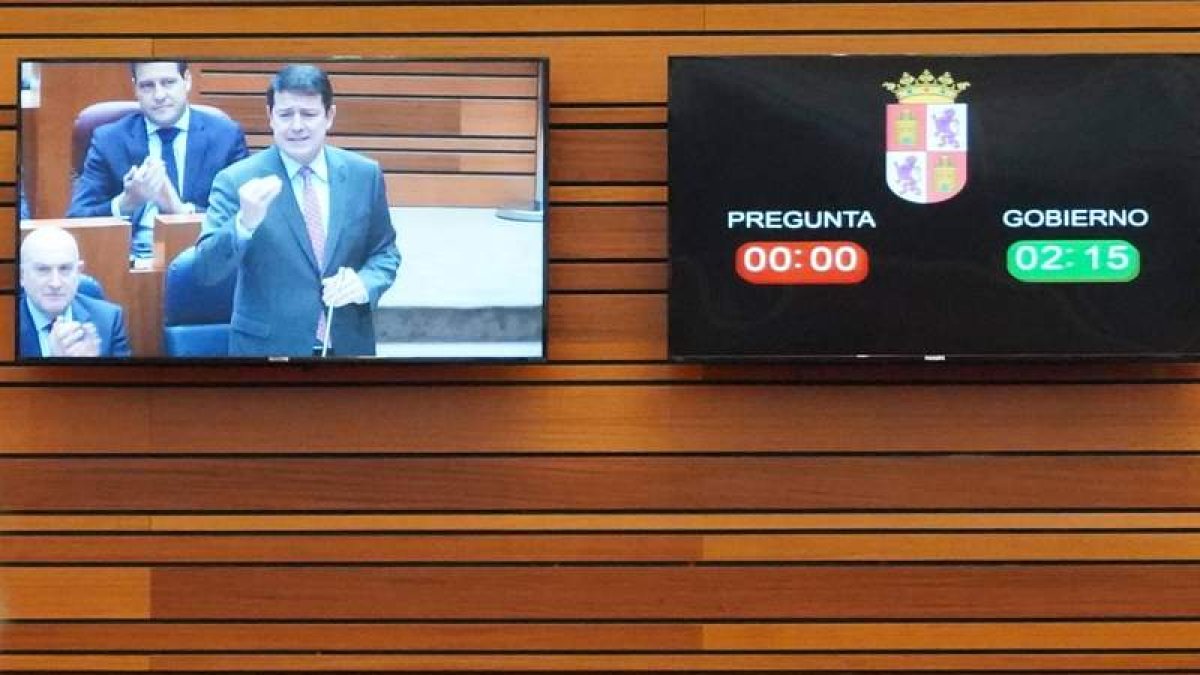 Una sesión parlamentaria en Valladolid. EFE