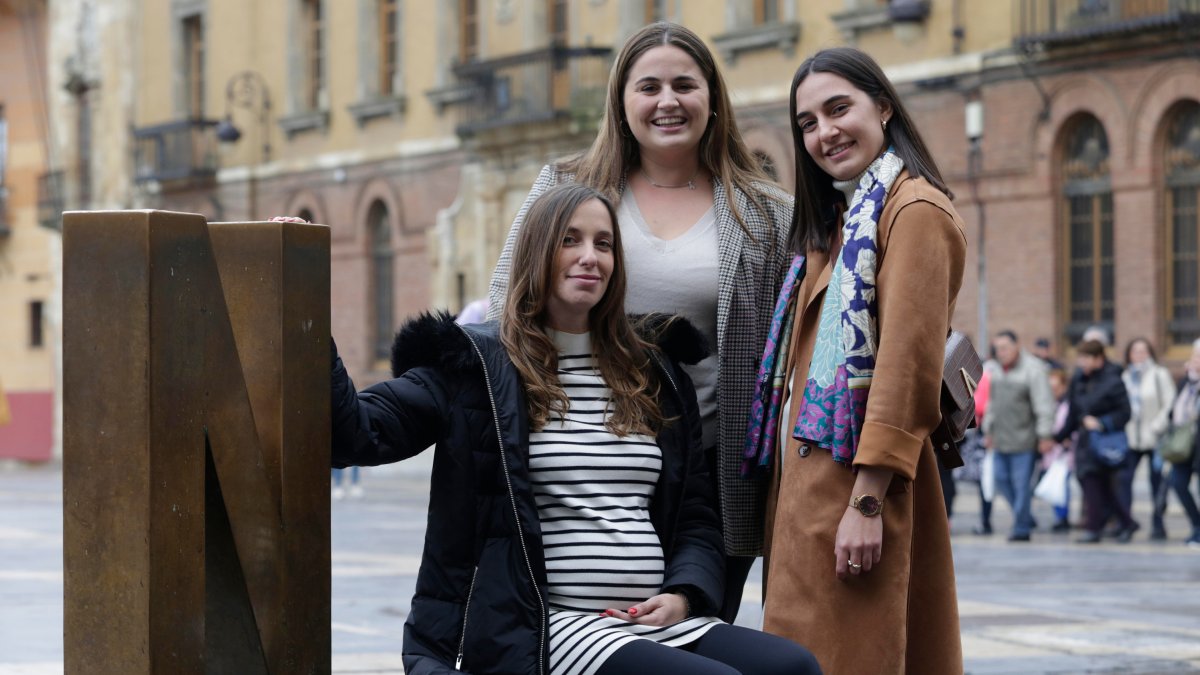 Elena Fernández Pérez, María Vivas Andrés y Noemí Ponga Carpintero. FERNANDO OTERO