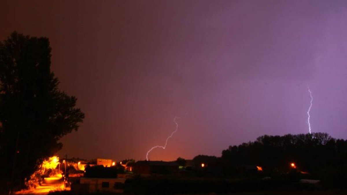 Tormenta en el Bierzo, esta madrugada