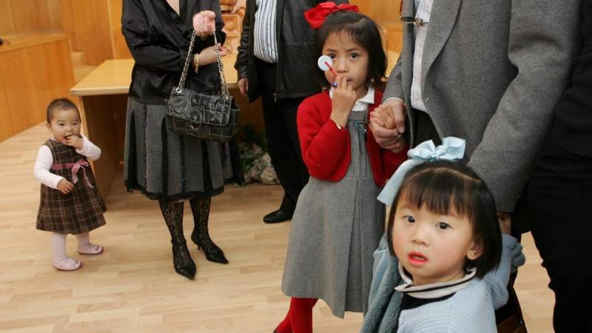 Encuentro de familias adoptantes de niños chinos celebrado en la provincia leonesa.