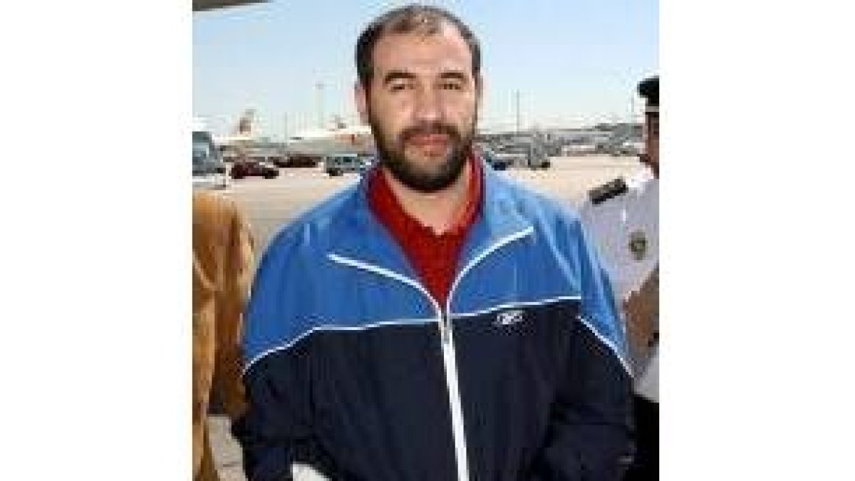Abderraman Tahiri, cuando llegó extraditado a España