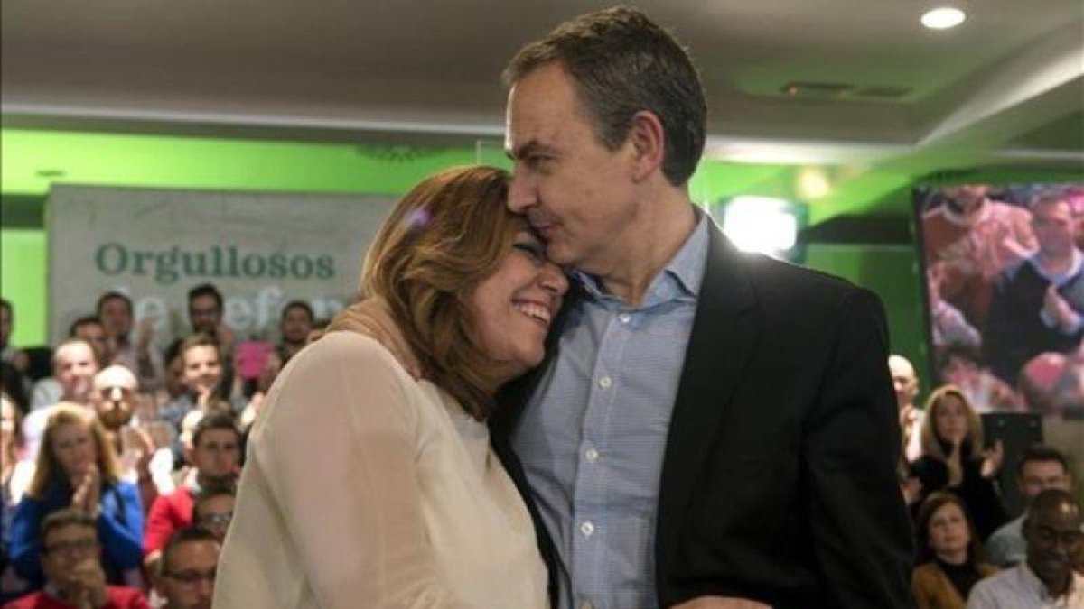 La presidenta de Andalucía, Susana Díaz, y el expresidente del Gobierno José Luis Rodríguez Zapatero, en un mitin en Jaén.