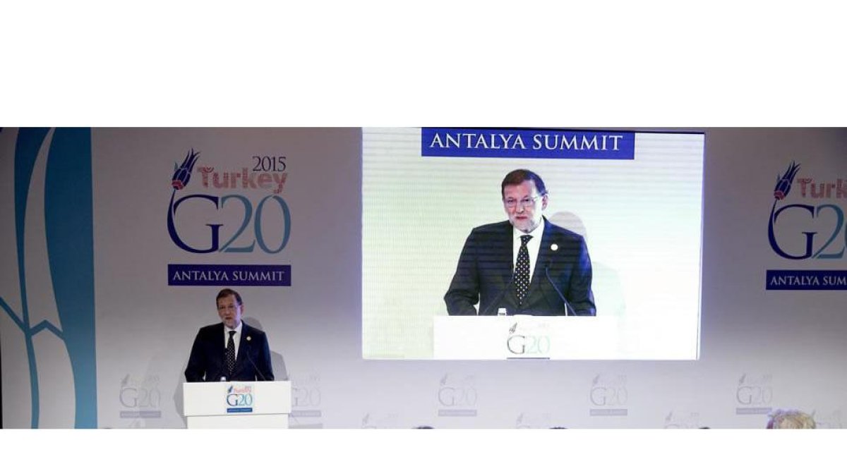 ante los periodistas en Antalya (Turquía), donde participa en la cumbre del G20