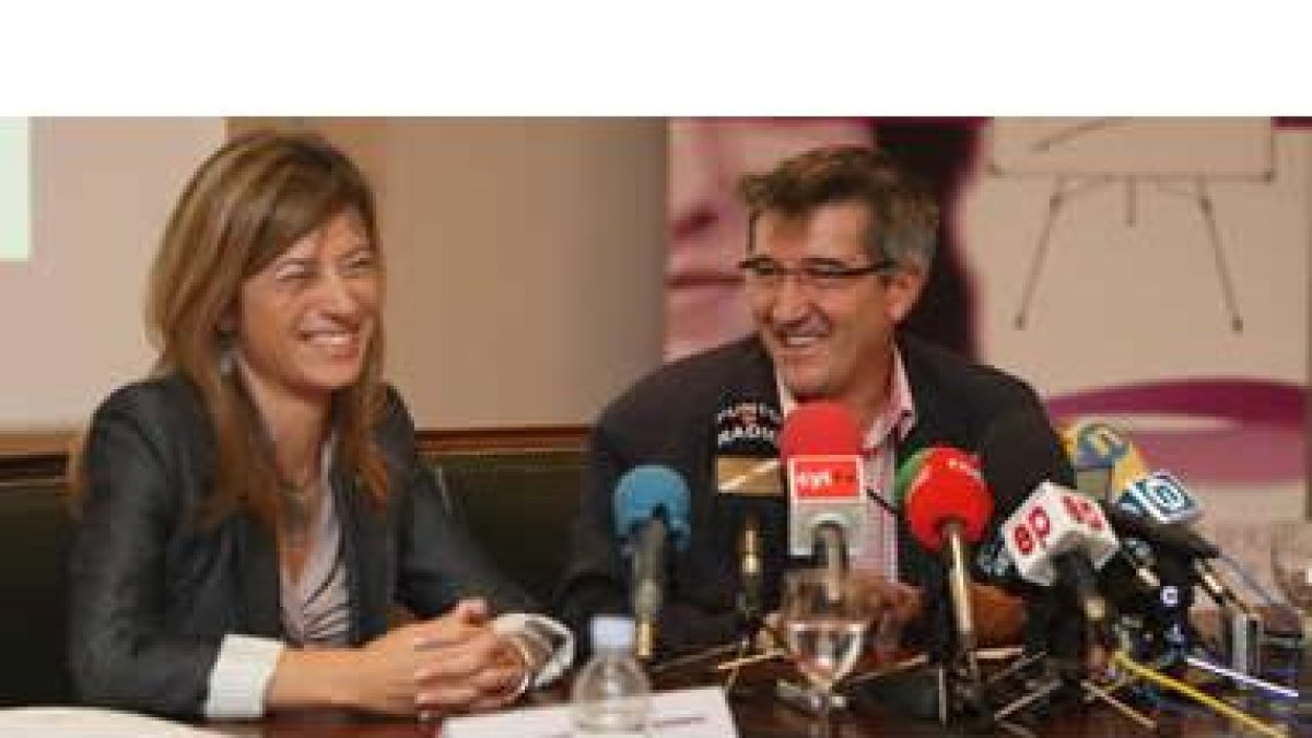 Bibiana Aído y Francisco Fernández, hoy en León