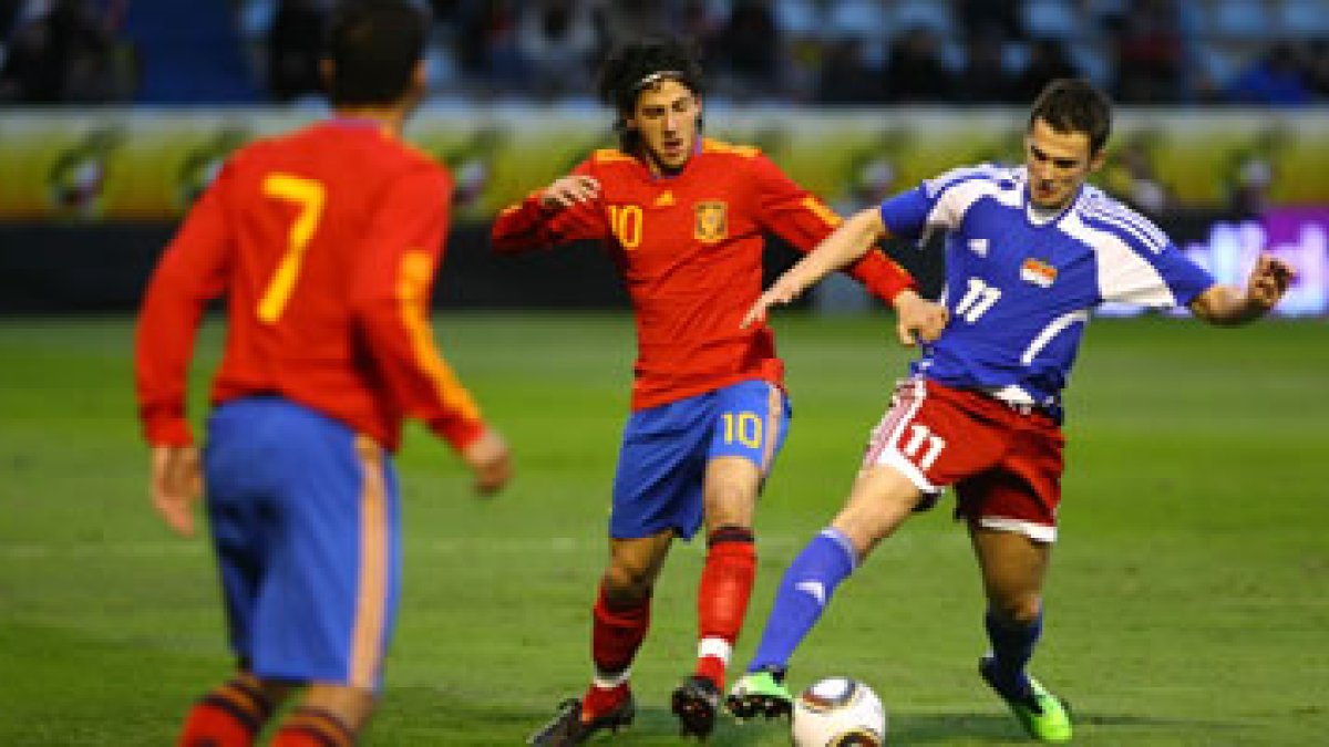 Parejo fue el autor del primer gol con un sensacional lanzamiento de un libre directo.