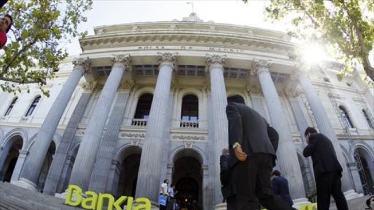Acto de presentación de la salida a bolsa de Bankia, en el 2011.