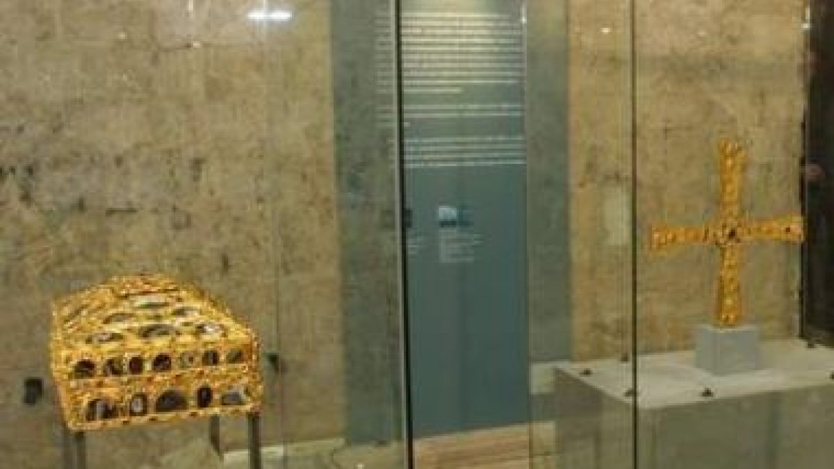 Una exposición reunió en el 2001 piezas expoliadas a San Isidoro.