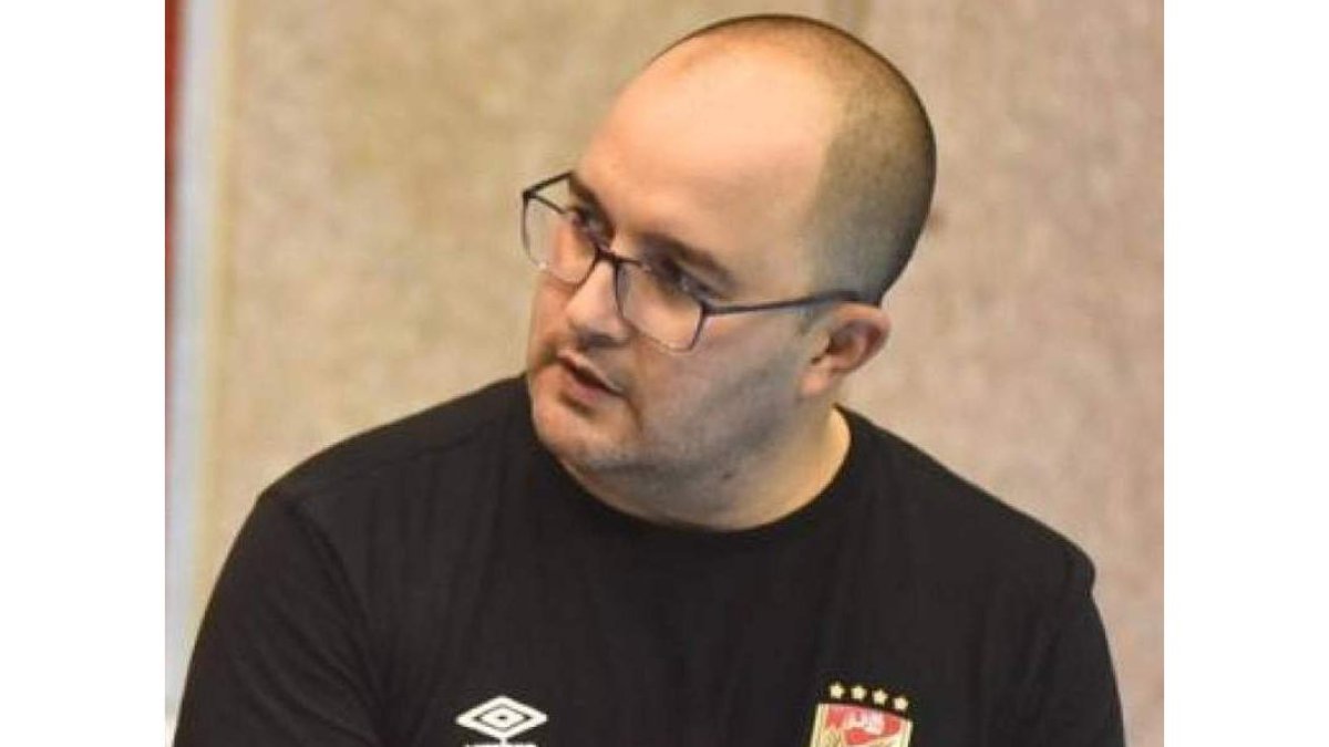 Dani Gordo, nuevo entrenador del Abanca Ademar, quiere devolver al equipo a puestos europeos. DL
