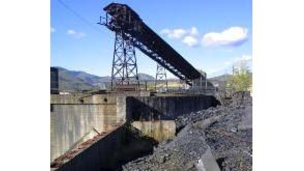 Fabero impulsa un plan para restaurar escombreras mineras
