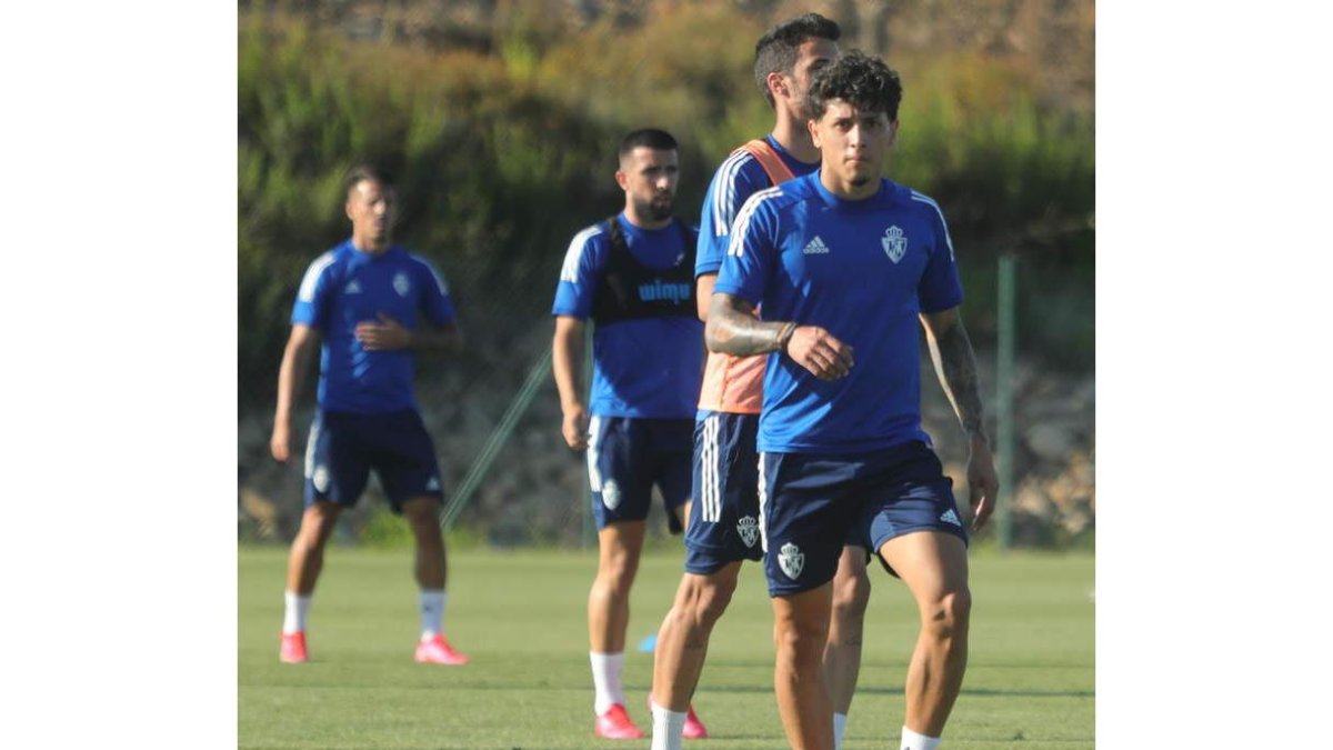 Kike Saverio se incorporó a los entrenamientos. L. DE LA MATA