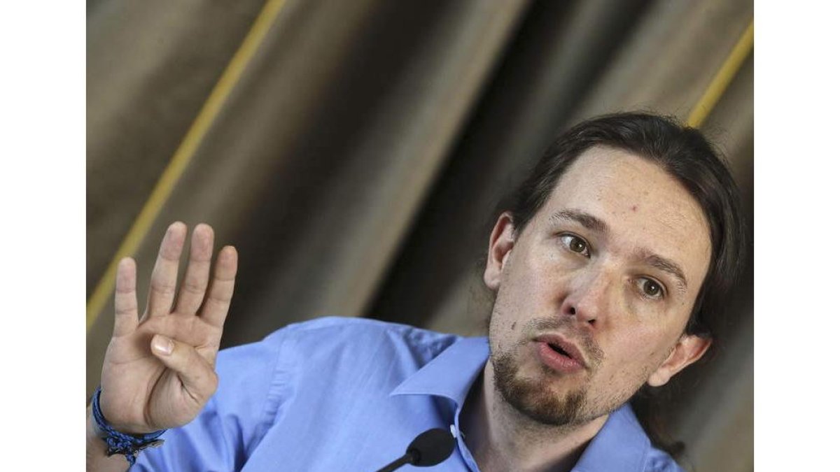 El secretario general de Podemos, Pablo Iglesias, afronta el reto de apaciguar su partido.