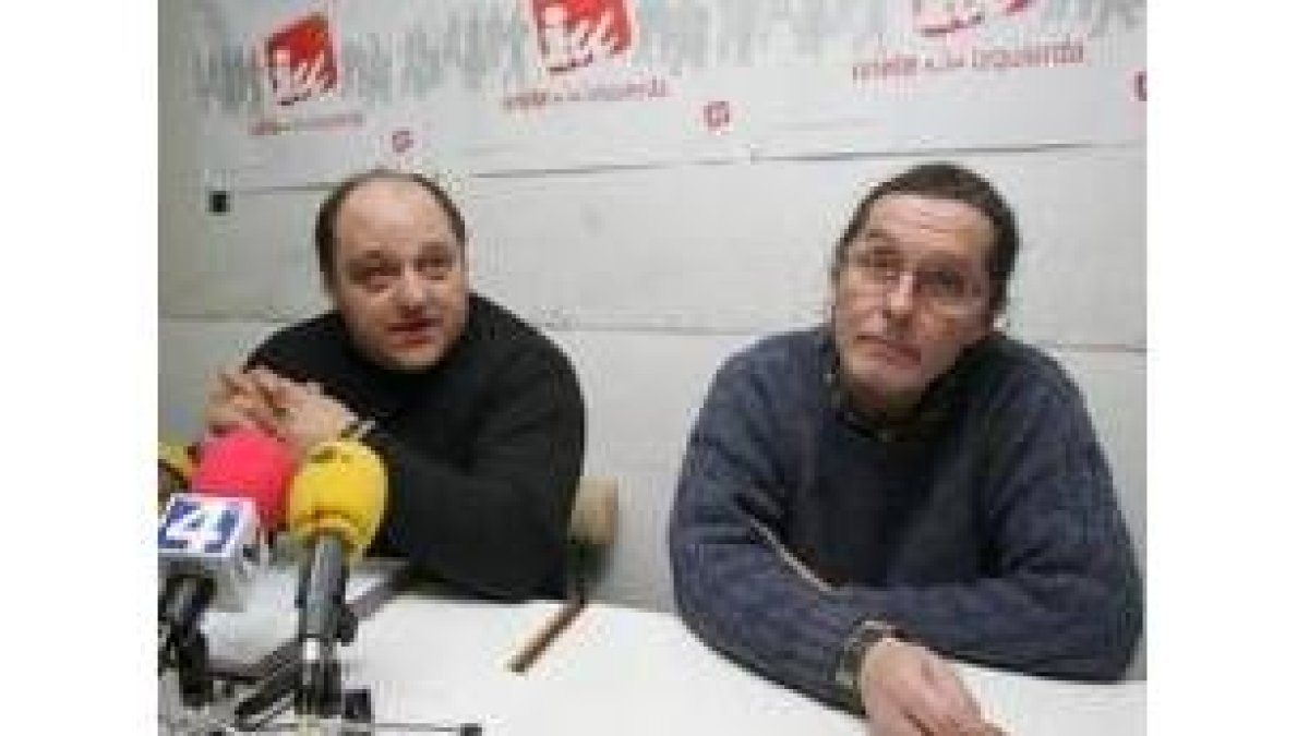 Miguel Ángel Fernández y Joan Pierre, durante la rueda de prensa de ayer