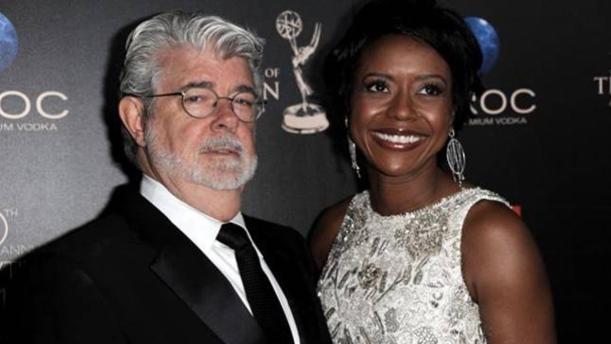 George Lucas y Mellody Hobson, el pasado 16 de junio, en la gala de los premios Emmy.