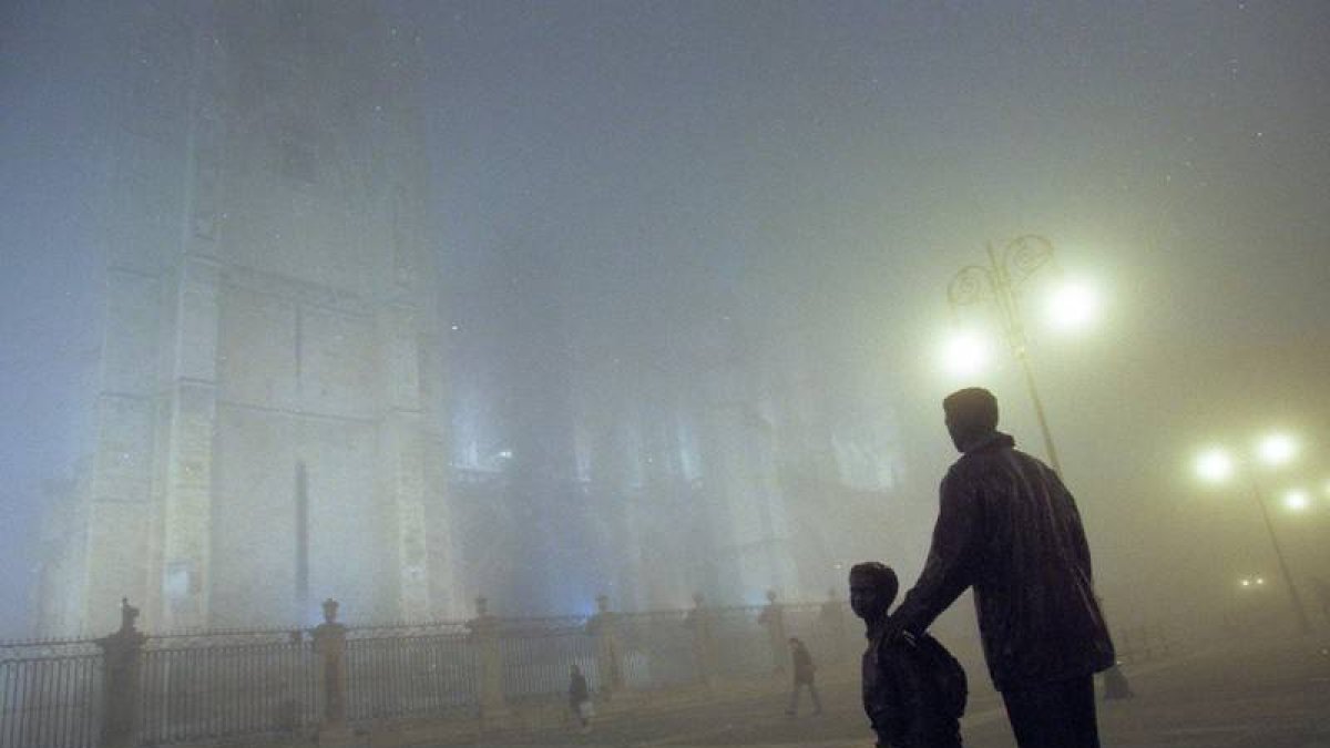 Niebla en la Catedral de León